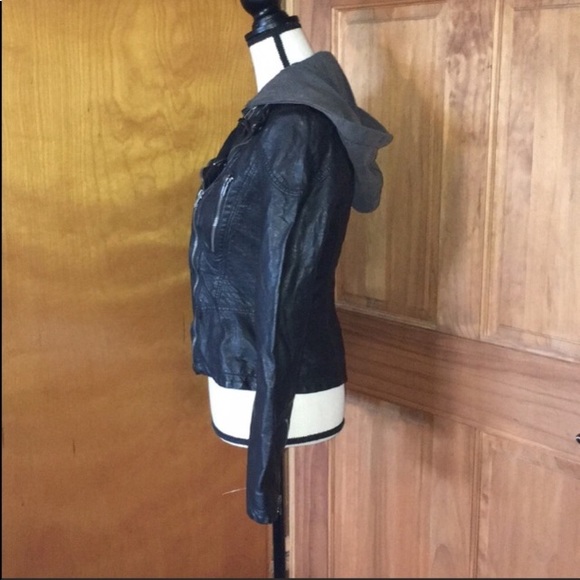 SOLD  Free People Vegan Leather Jacket Sz 10 - Picture 3 of 7